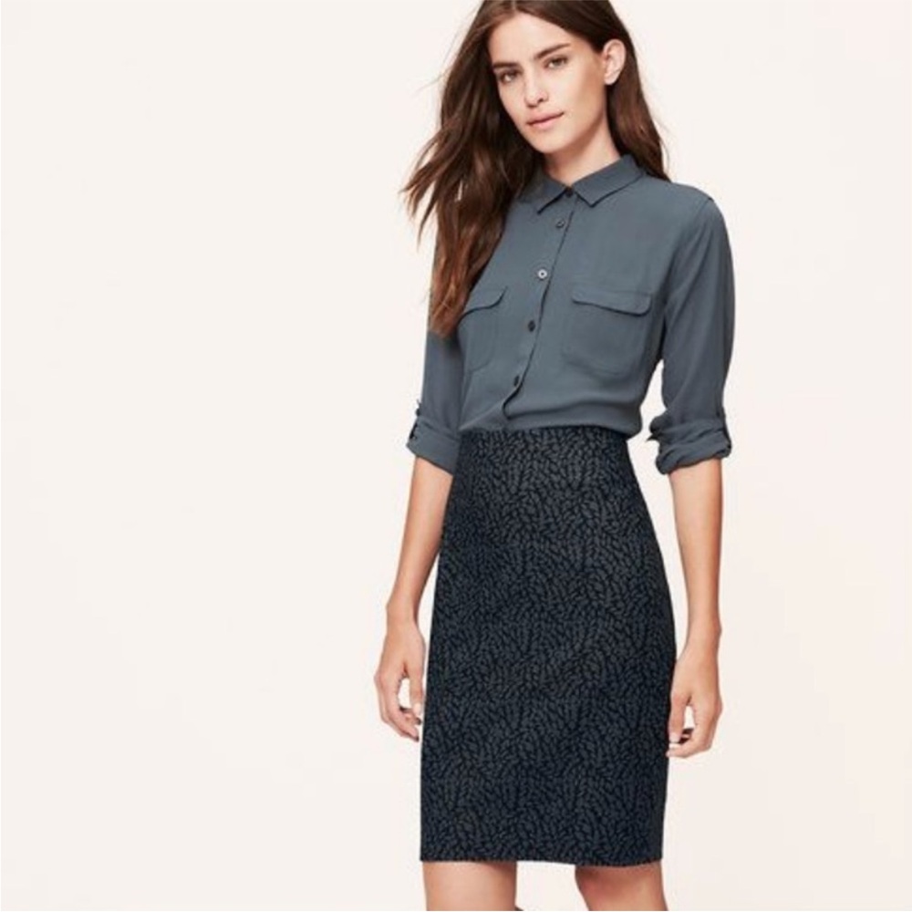 Ann Taylor Loft Pencil Skirt Leaf Pattern Size 2 Petite $60